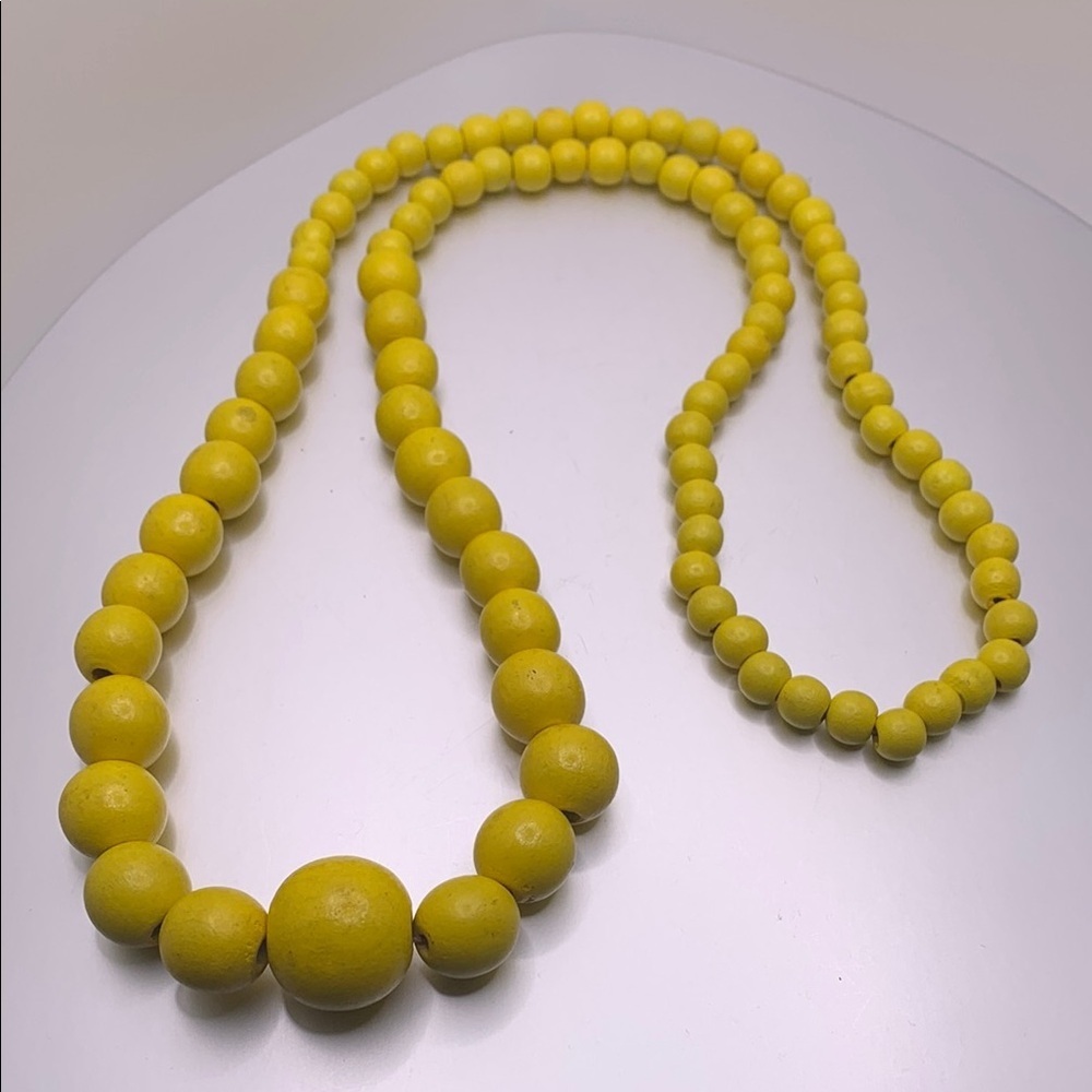 Vintage Yellow Painted Wood Beaded Necklace 34”‎ Long Graduated Infinity
